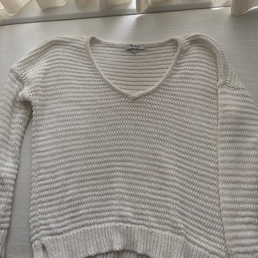 Madewell white sweater, V neck size XXS